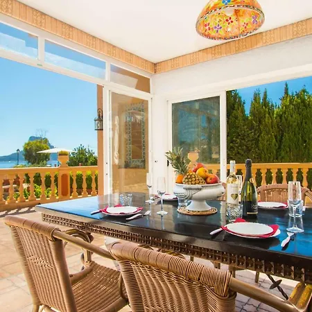 Villa Blanco *